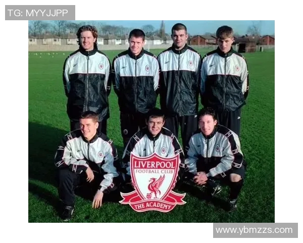 千禧年足球球星排名解析：谁是20世纪末最具影响力的球员