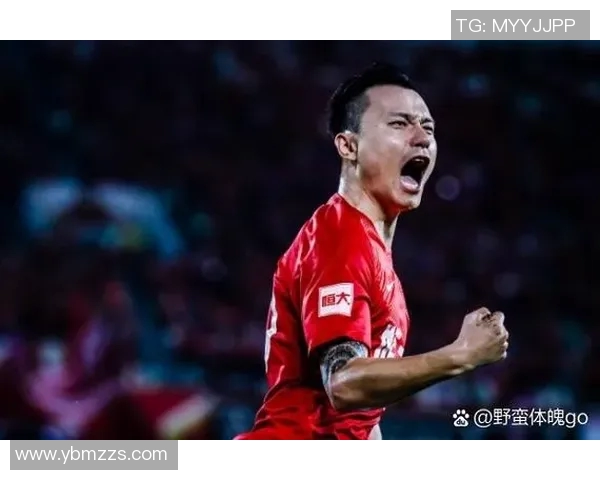 足球传奇后代齐聚一堂,下一代球星的星光璀璨未来可期 足球传奇后代齐聚一堂,下一代球星的星光璀璨未来可期